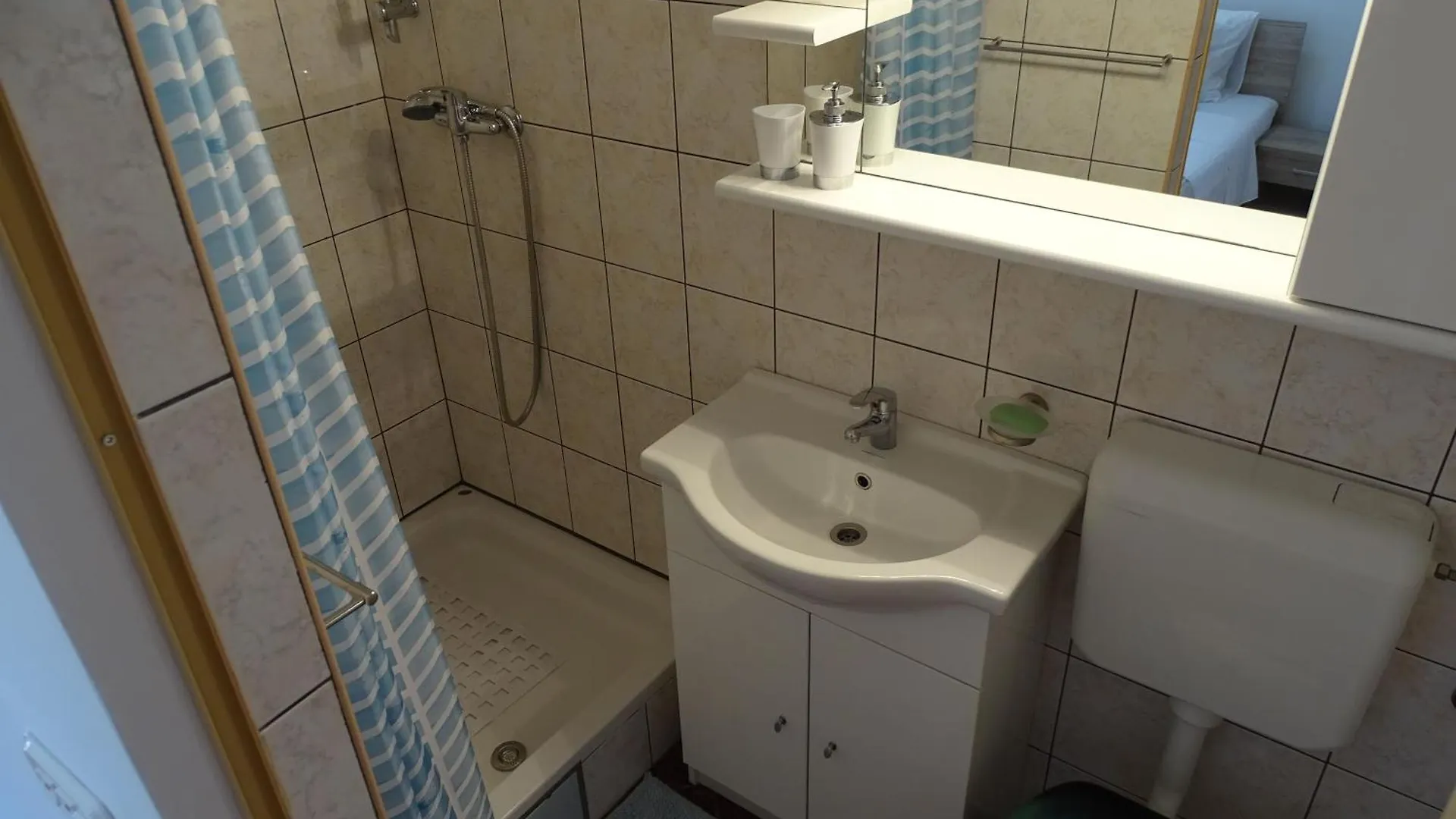 Appartement Lemi Mit Meerblick Razanac