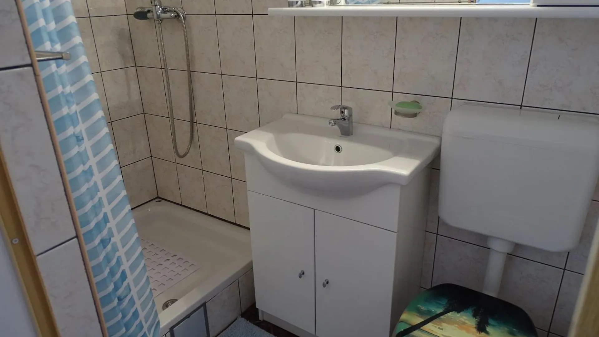 Apartment Appartement Lemi Mit Meerblick Razanac