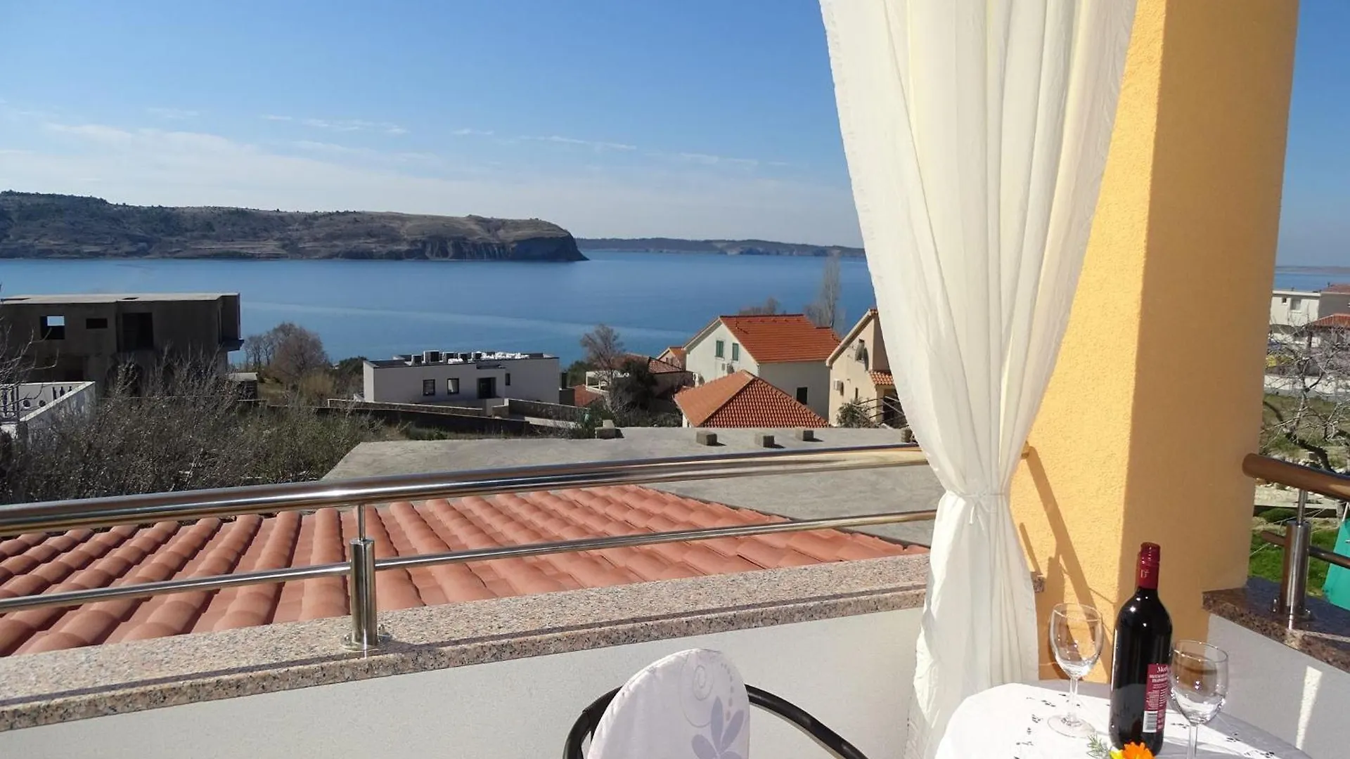 Appartement Lemi Mit Meerblick Razanac Croatia