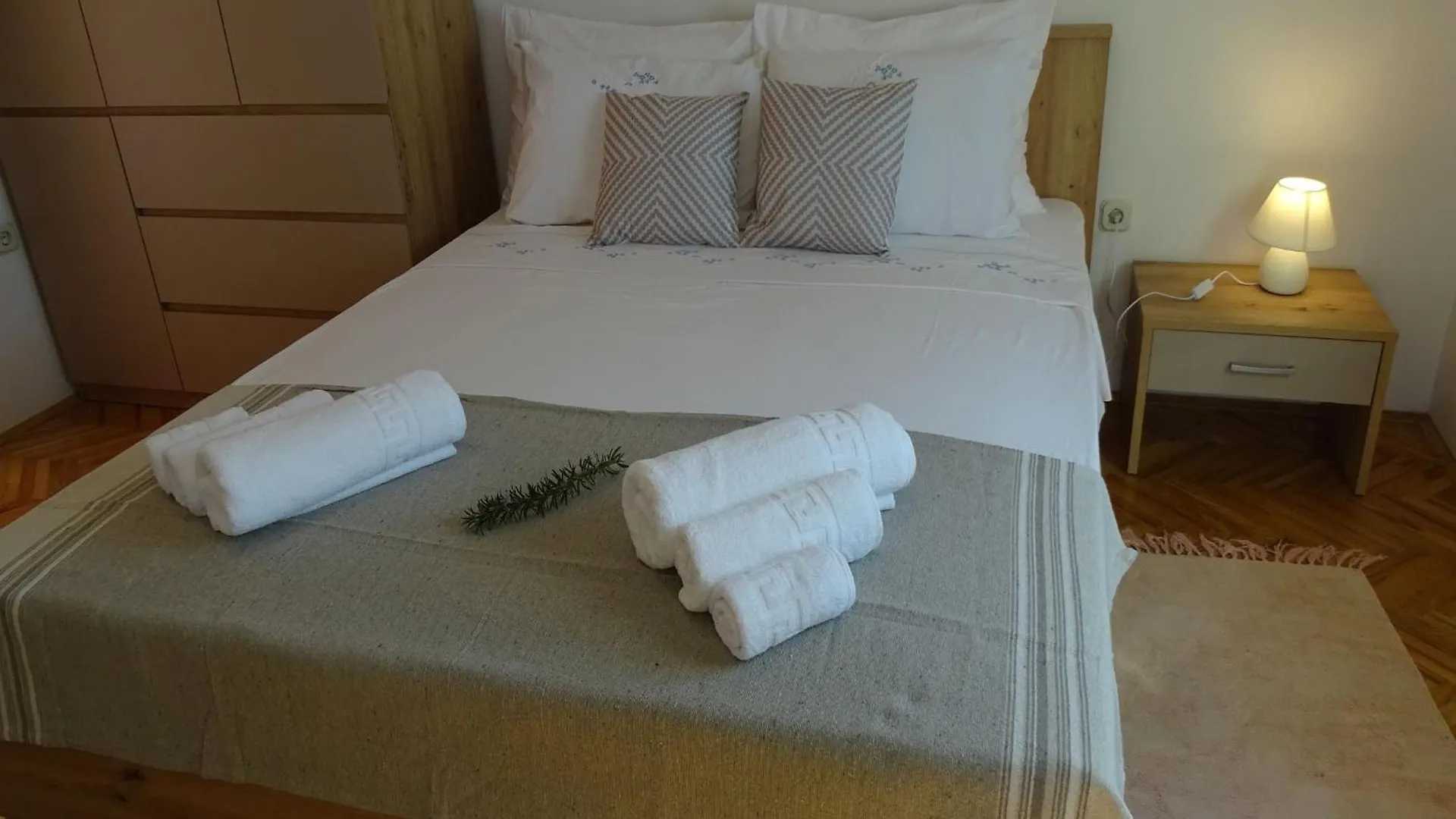 Appartement Lemi Mit Meerblick Razanac Apartment